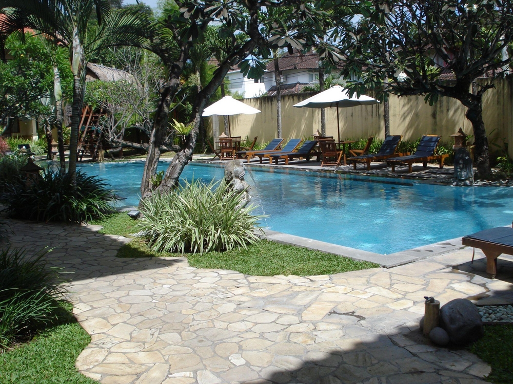 pavimento bordo piscina in pietra torino