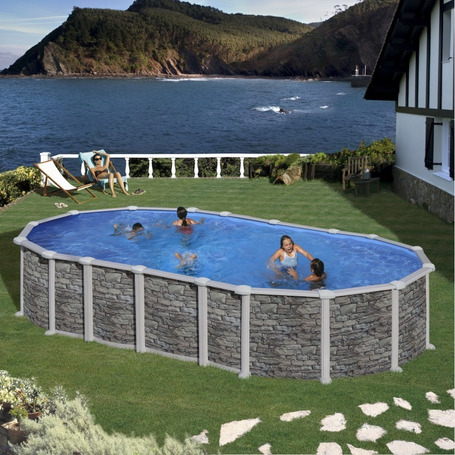 piscine in acciaio fuori terra torino con pareti in acciaio modello greca Liberty forma ovale decorazione effetto pietra